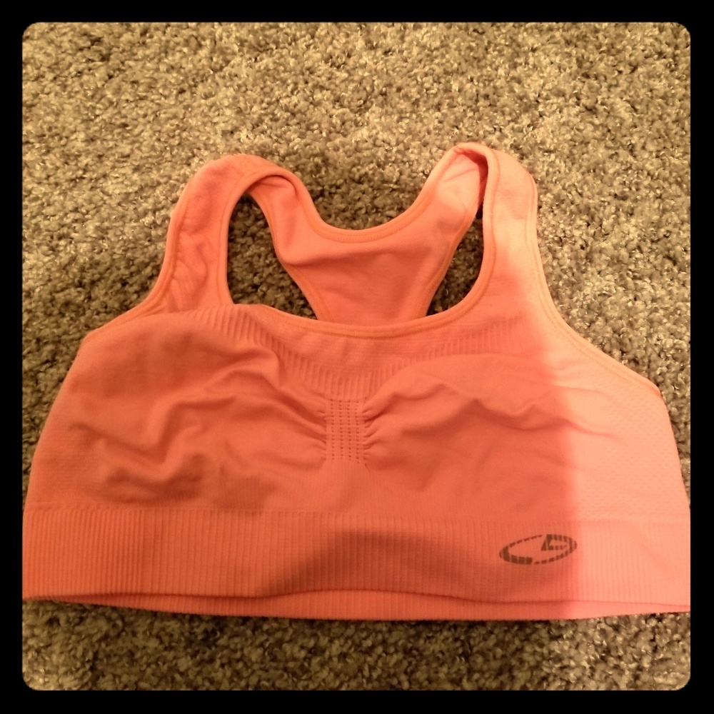 sports bra